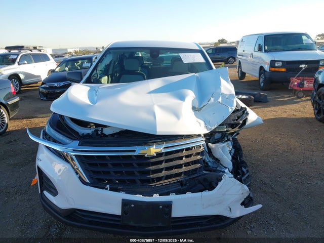 3GNAXHEV8NS219184 Chevrolet Equinox Fwd Ls