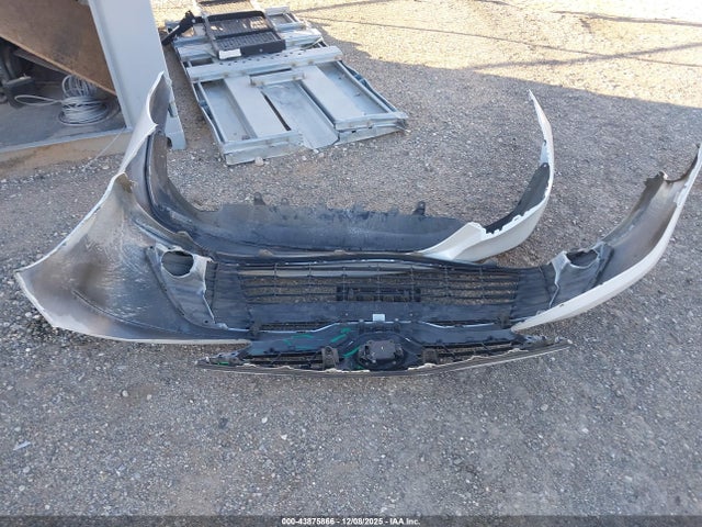 4T1F31AK0LU527617 Toyota Camry Xle Hybrid