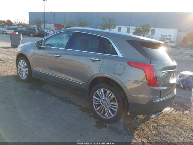 2019 CADILLAC XT5 1GYKNERS2KZ212967 Photo 2