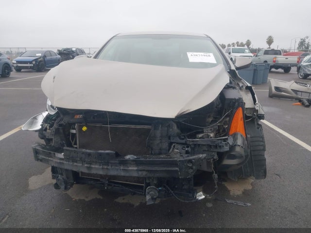 43875968 :رقم المزاد ، 5NPDH4AE0DH381000 vin ، 2013 Hyundai Elantra Gls مزاد بيع