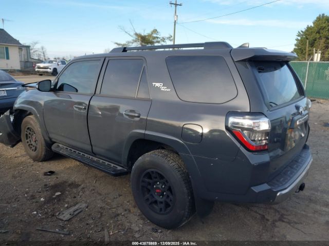 2024 TOYOTA 4RUNNER JTERU5JR9R6307422 Photo 2