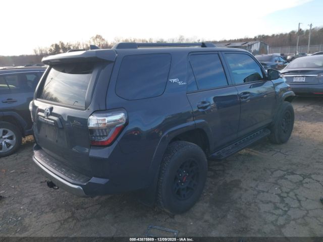 2024 TOYOTA 4RUNNER JTERU5JR9R6307422 Photo 3