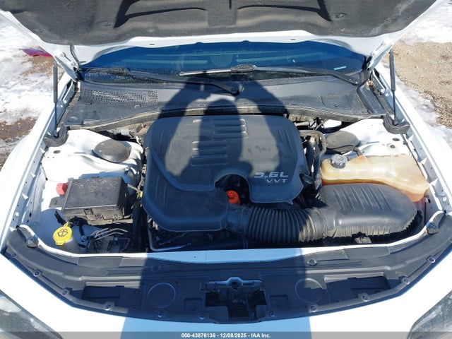 Aukcja sprzedaży 2017 Chrysler 300 300s, vin: 2C3CCABG7HH617850, numer aukcji: 43876136