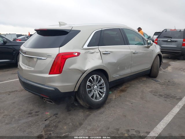 2017 CADILLAC XT5 1GYKNDRS8HZ214161 Photo 3