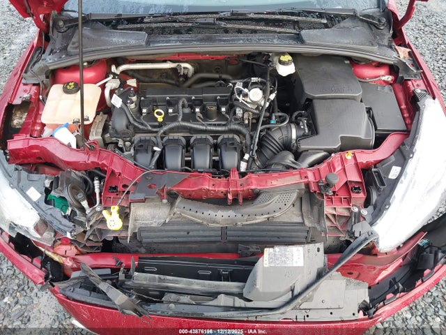 Ford Focus Titanium 2017 1FADP3N29HL272572 Image 10