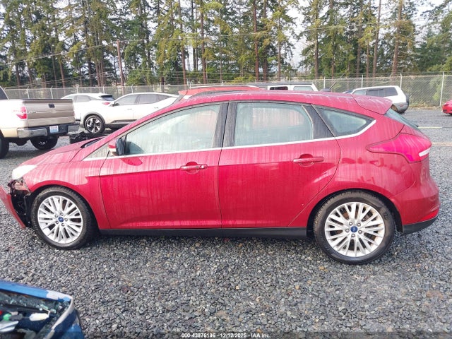 Ford Focus Titanium 2017 1FADP3N29HL272572 Image 14
