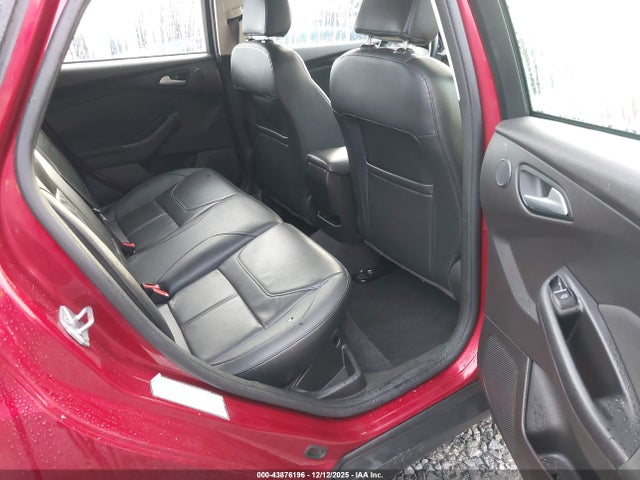 Ford Focus Titanium 2017 1FADP3N29HL272572 Image 18
