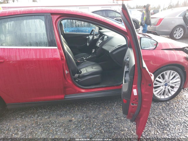 Ford Focus Titanium 2017 1FADP3N29HL272572 Image 5