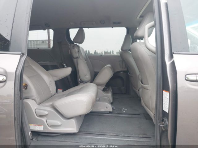 2016 TOYOTA SIENNA 5TDYK3DC5GS714443 Photo 7