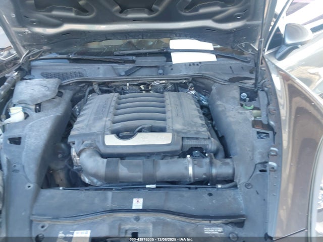 2014 PORSCHE CAYENNE WP1AA2A22ELA93556 Photo 9
