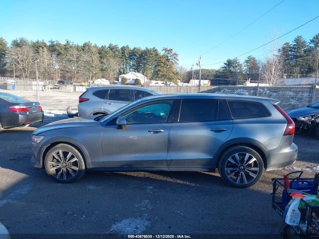 YV4102WK9M1073826 Volvo V60 Cross Country T5