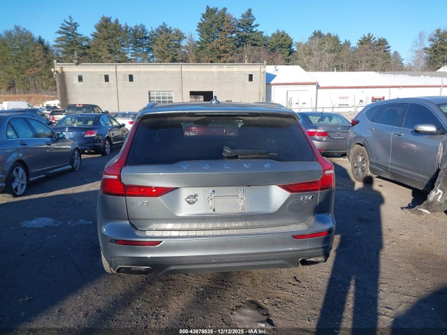YV4102WK9M1073826 Volvo V60 Cross Country T5