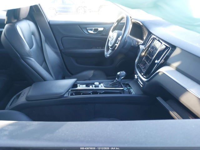 2021 VOLVO V60 CROSS COUNTRY YV4102WK9M1073826 Photo 4