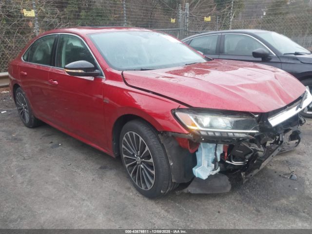 2022 VOLKSWAGEN PASSAT 1VWBA7A32NC010247