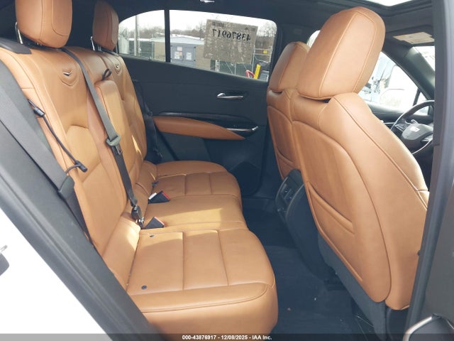 2019 CADILLAC XT4 1GYFZDR42KF215872 Photo 7