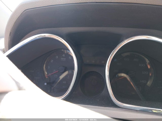 43876920 :رقم المزاد ، 1GNKVEED7BJ256076 vin ، 2011 Chevrolet Traverse Ls مزاد بيع