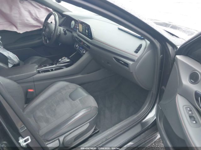 2021 HYUNDAI SONATA 5NPEK4JC4MH105813 Photo 4