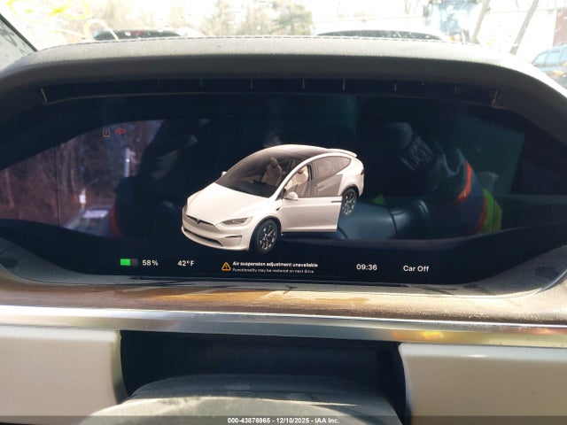 2023 TESLA MODEL X 7SAXCDE56PF406140 Photo 6