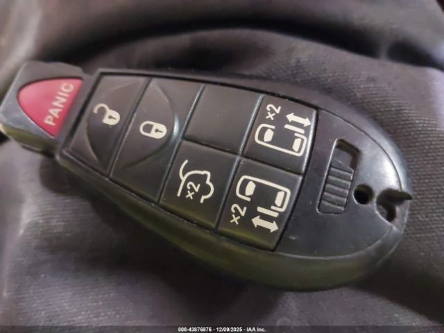 2014 CHRYSLER TOWN & COUNTRY 2C4RC1BG7ER111771 Photo 10