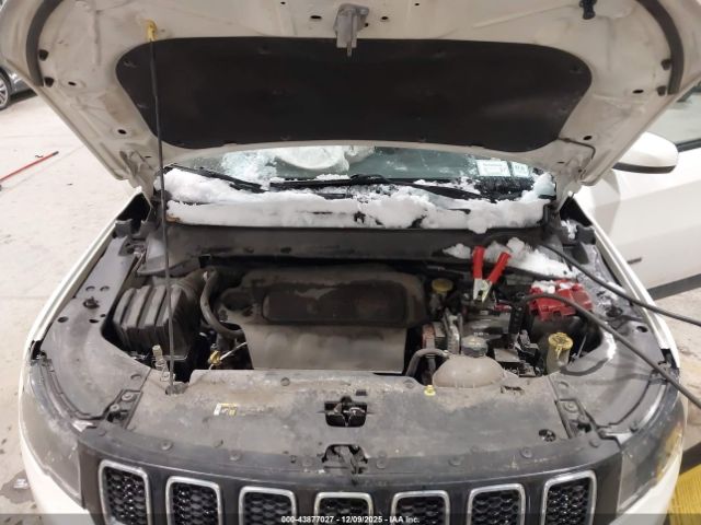 2019 JEEP COMPASS 3C4NJDBB2KT827920 Photo 9