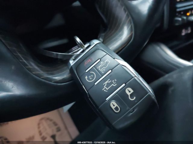 2020 RAM 1500 1C6SRFHTXLN171921 Photo 10