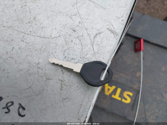 2011 CHEVROLET CAMARO 2G1FC1ED9B9128015 Photo 10