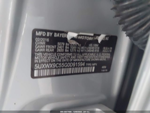 2016 BMW X3 5UXWX9C55G0D91594 Photo 8