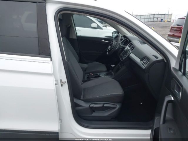 2021 VOLKSWAGEN TIGUAN 3VV1B7AX0MM029375 Photo 4