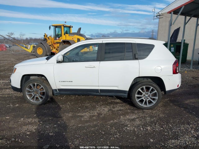 43877075 :رقم المزاد ، 1C4NJDEB7GD550271 vin ، 2016 Jeep Compass High Altitude Edition مزاد بيع