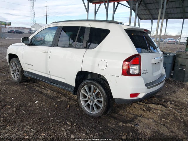 43877075 :رقم المزاد ، 1C4NJDEB7GD550271 vin ، 2016 Jeep Compass High Altitude Edition مزاد بيع