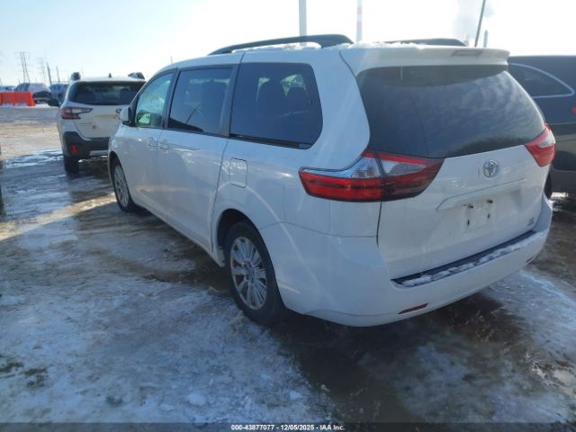 2015 TOYOTA SIENNA 5TDJK3DC9FS112533 Photo 2