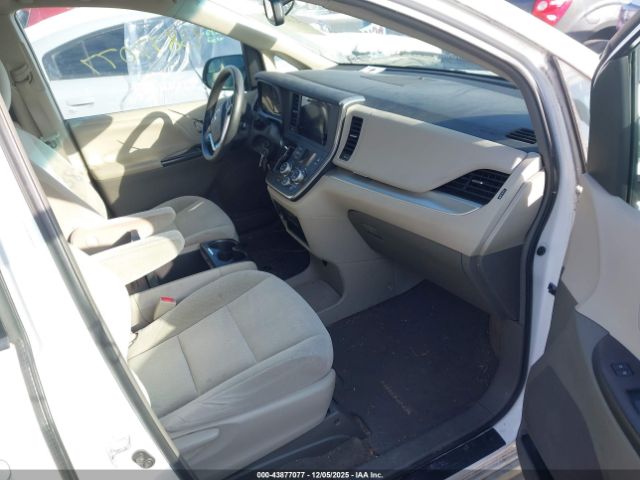 2015 TOYOTA SIENNA 5TDJK3DC9FS112533 Photo 4