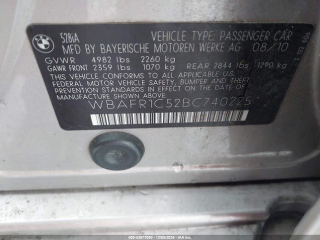 2011 BMW 528I WBAFR1C52BC740225 Photo 8