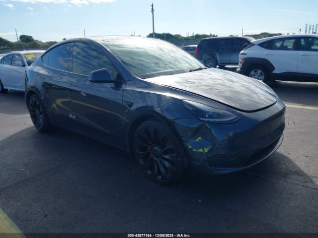 2022 TESLA MODEL Y 7SAYGDEF5NF373758