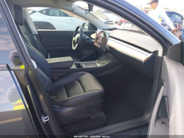 2022 TESLA MODEL Y 7SAYGDEF5NF373758 Photo 4