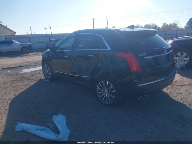 2018 CADILLAC XT5 1GYKNCRS2JZ233577 Photo 2