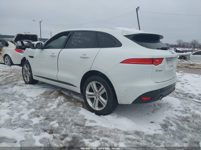2017 JAGUAR F-PACE SADCL2BV6HA074932 Photo 2
