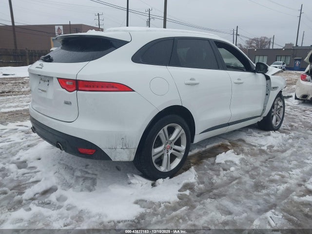 2017 JAGUAR F-PACE SADCL2BV6HA074932 Photo 3