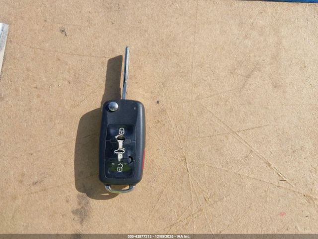 2011 VOLKSWAGEN TIGUAN WVGAV7AX3BW500871 Photo 10