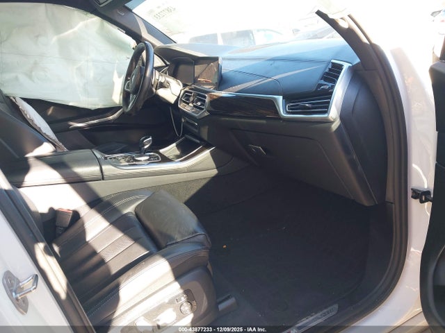 2020 BMW X5 5UXCR6C06L9B60726 Photo 4