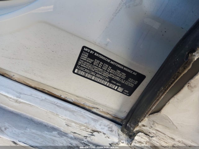 2020 BMW X5 5UXCR6C06L9B60726 Photo 8