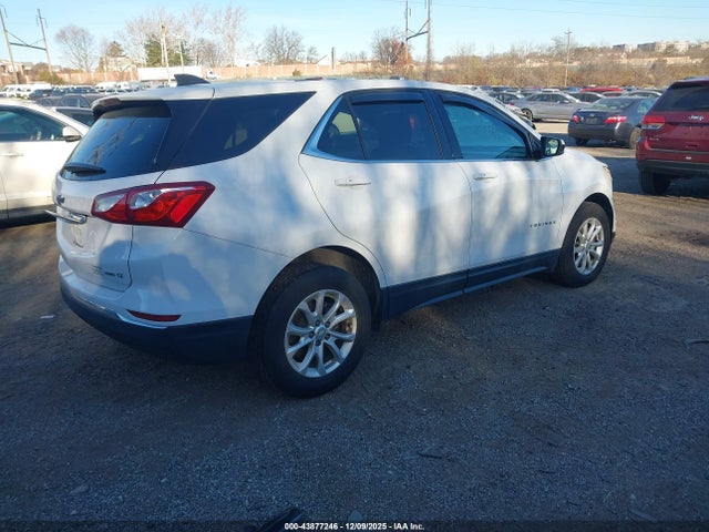 Chevrolet EQUINOX LT 2018 2GNAXSEV3J6334250 Image 4