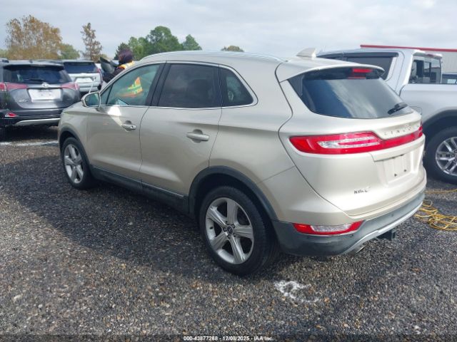 2017 LINCOLN MKC 5LMCJ1C91HUL32780 Photo 2