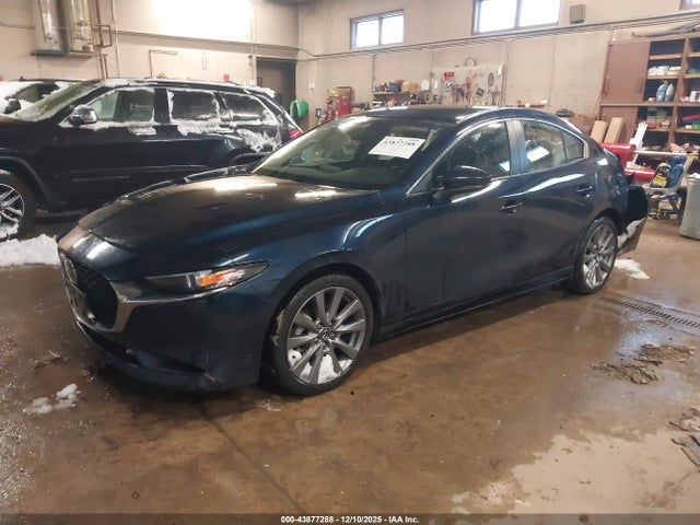 43877288 :رقم المزاد ، 3MZBPABL9NM317326 vin ، 2022 Mazda Mazda3 Select مزاد بيع