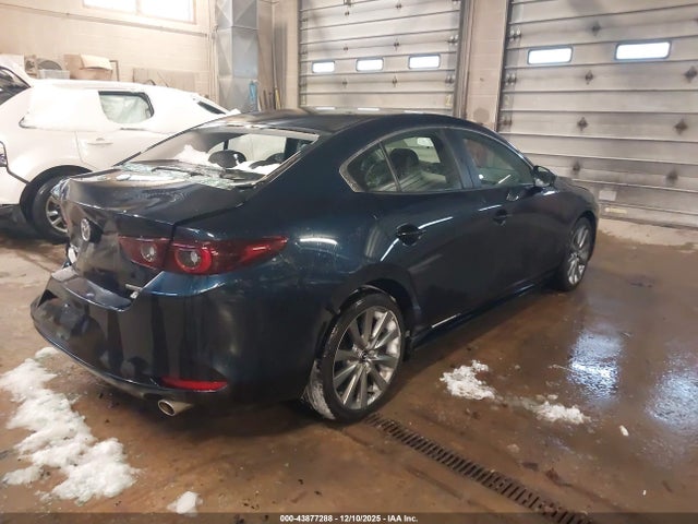 43877288 :رقم المزاد ، 3MZBPABL9NM317326 vin ، 2022 Mazda Mazda3 Select مزاد بيع