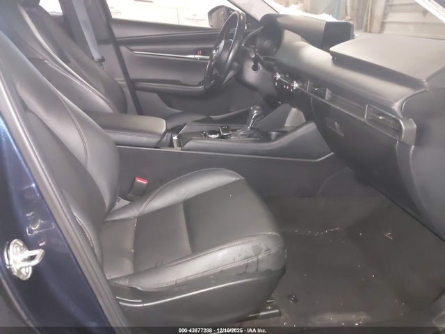 43877288 :رقم المزاد ، 3MZBPABL9NM317326 vin ، 2022 Mazda Mazda3 Select مزاد بيع