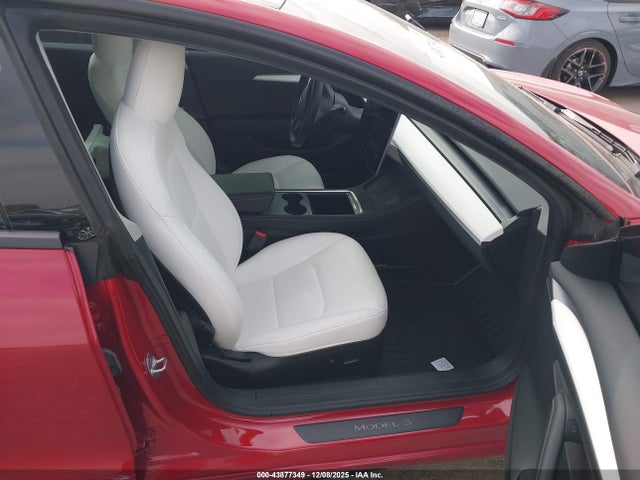 2023 TESLA MODEL 3 5YJ3E1EB2PF386981 Photo 4