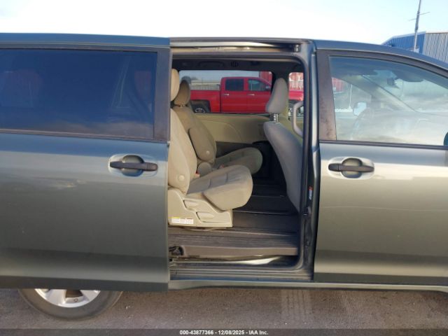 2020 TOYOTA SIENNA 5TDZZ3DC5LS056133 Photo 7