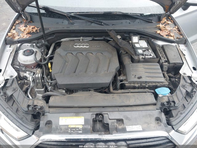 2018 AUDI A3 WAUAUGFF2J1045494 Photo 9