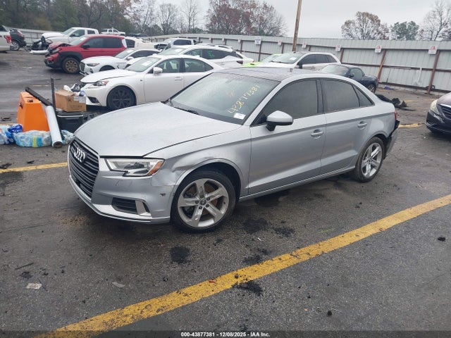2018 AUDI A3 WAUAUGFF2J1045494 Photo 1
